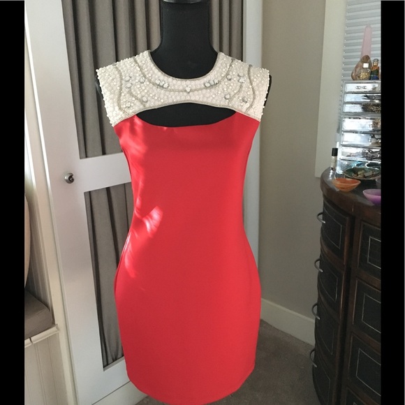 gracia red dress
